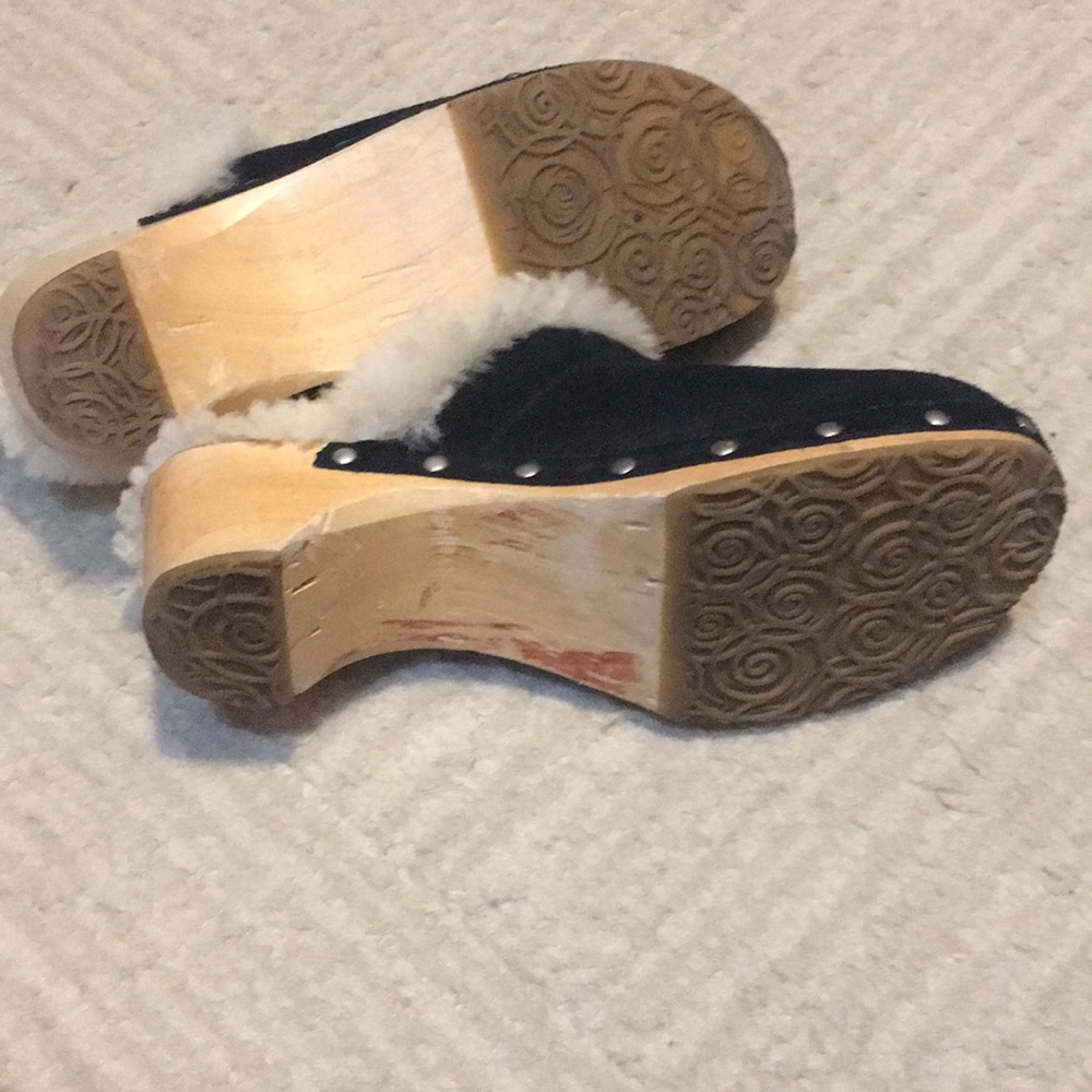 Authentic Ugg Clogs - image 5